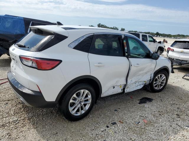 Image 3 of 2022 FORD ESCAPE SE 2022 with VIN 1FMCU0G62NUA48865