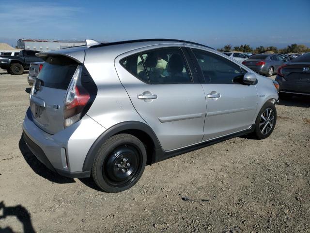 Image 3 of 2018 TOYOTA PRIUS C  2018 with VIN JTDKDTB32J1604215