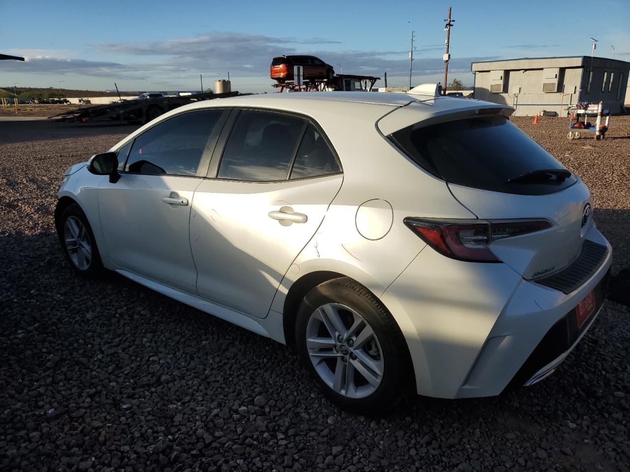 Obraz 2 z 2019 TOYOTA COROLLA SE 2019 z VIN JTNK4RBE7K3003243