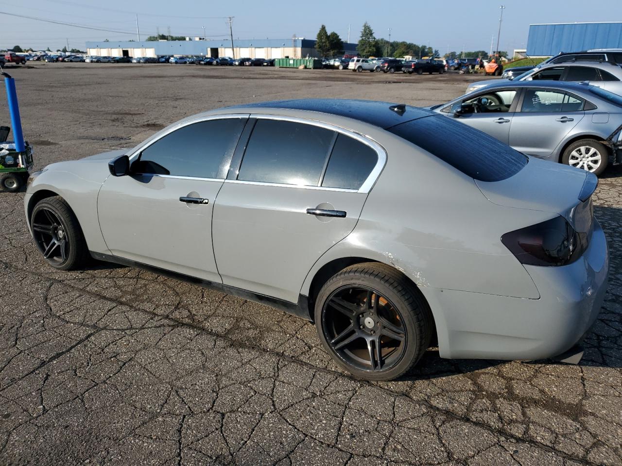 Изображение 2 Infiniti G37 2009 с VIN JNKCV61F69M051012