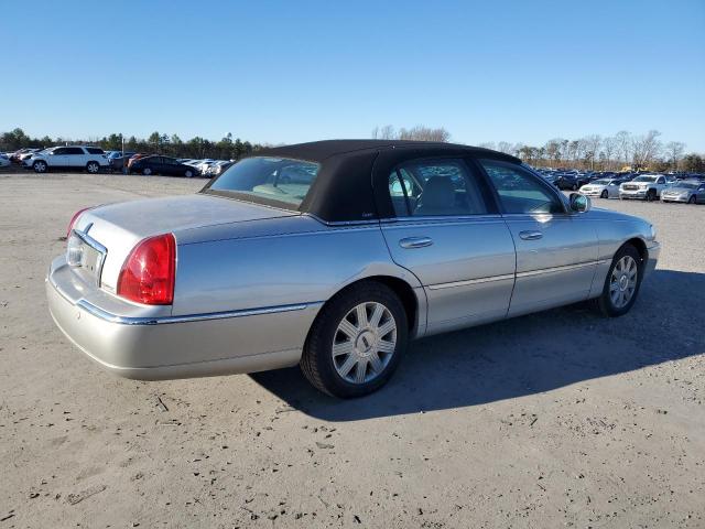 Изображение 3 2003 LINCOLN TOWN CAR CARTIER 2003 с VIN 1LNHM83W93Y635385