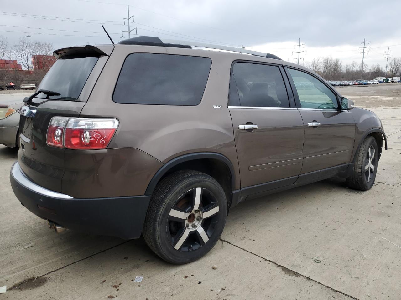 Image 3 of 2010 GMC ACADIA SLT-1 2010 with VIN 1GKLRMED9AJ223112