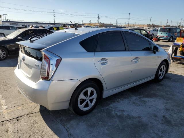 Изображение 3 2015 TOYOTA PRIUS  2015 с VIN JTDKN3DU8F1913603