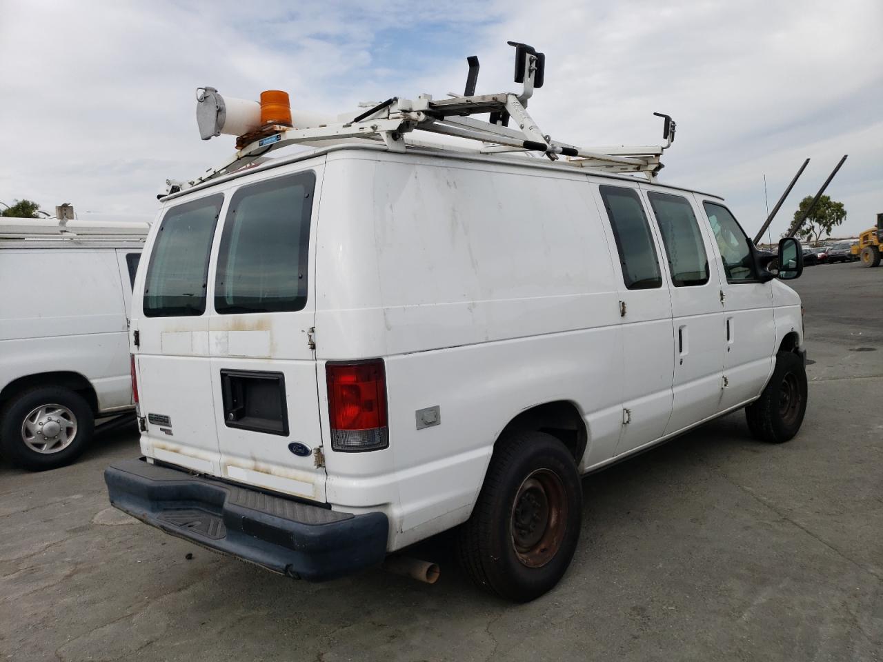 Image 3 of 2011 FORD ECONOLINE E250 VAN 2011 with VIN 1FTNE2EL5BDA19693