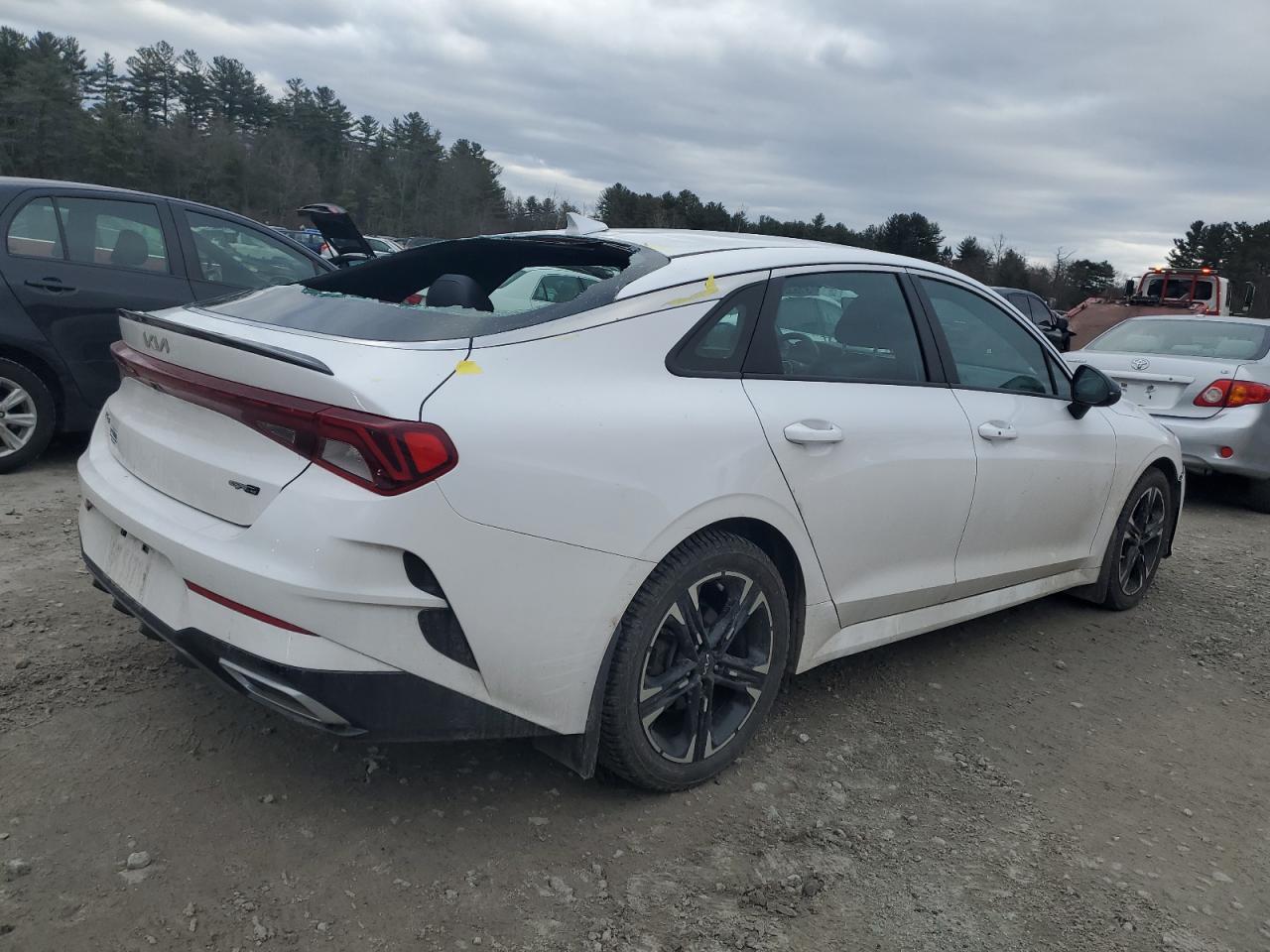 Изображение 3 2022 KIA K5 GT LINE 2022 с VIN 5XXG64J2XNG129695