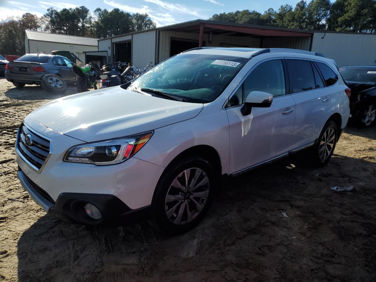 Obraz 1 z 2017 SUBARU OUTBACK TOURING 2017 z VIN 4S4BSETC8H3307895