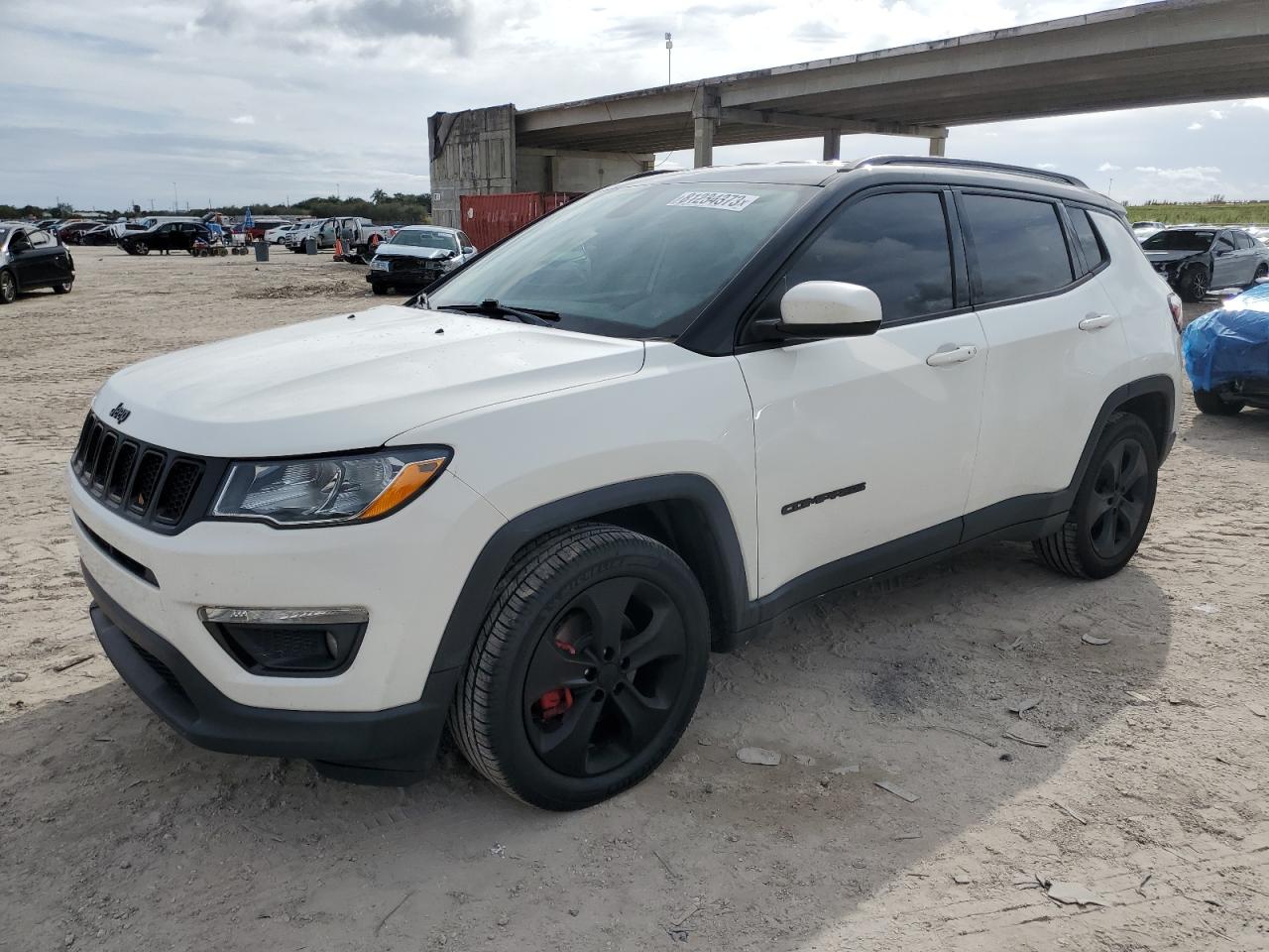 Изображение 2019 JEEP COMPASS LATITUDE 2019
