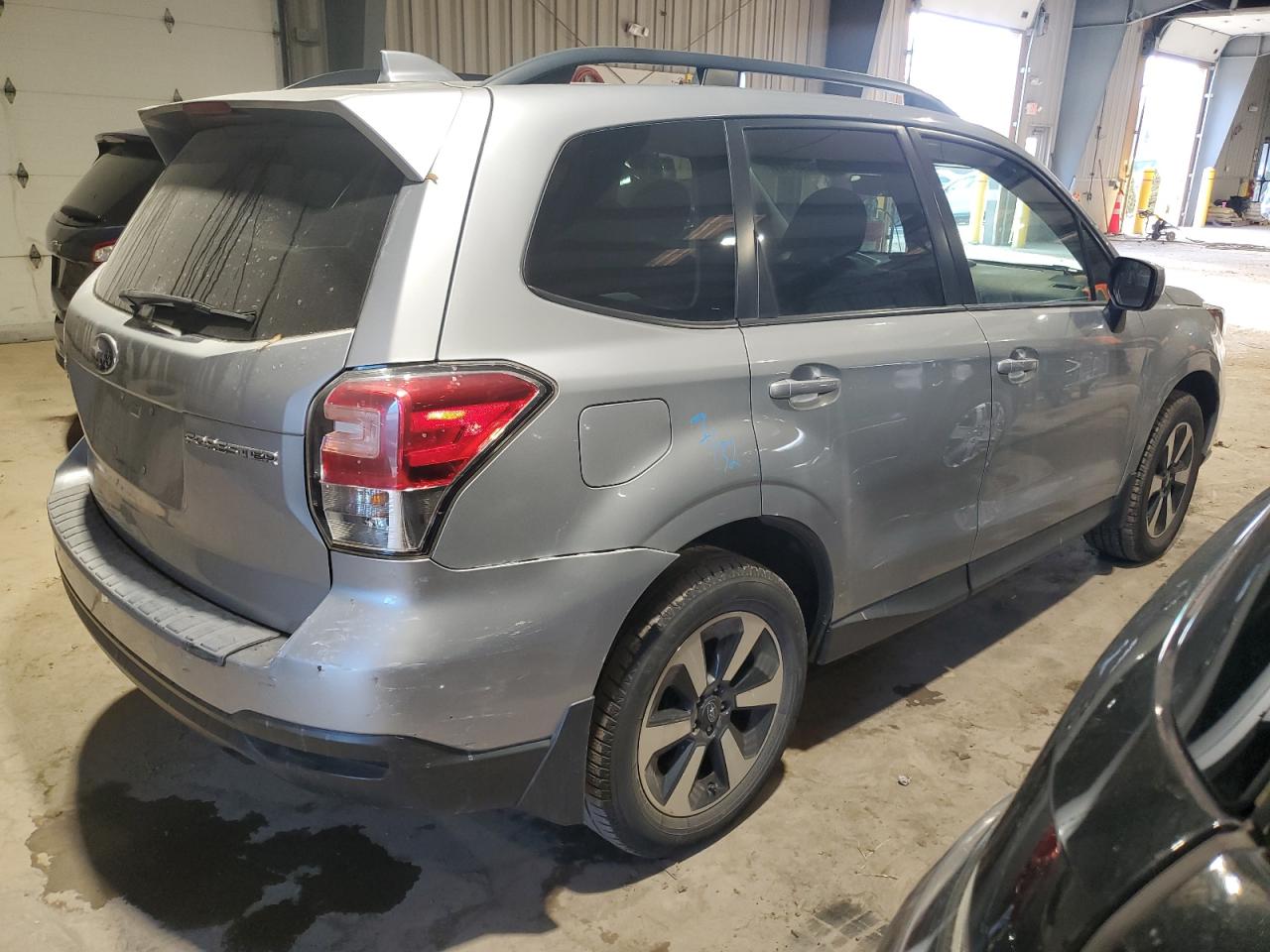 Image 3 of 2018 SUBARU FORESTER 2.5I PREMIUM 2018 with VIN JF2SJAGC6JH440045