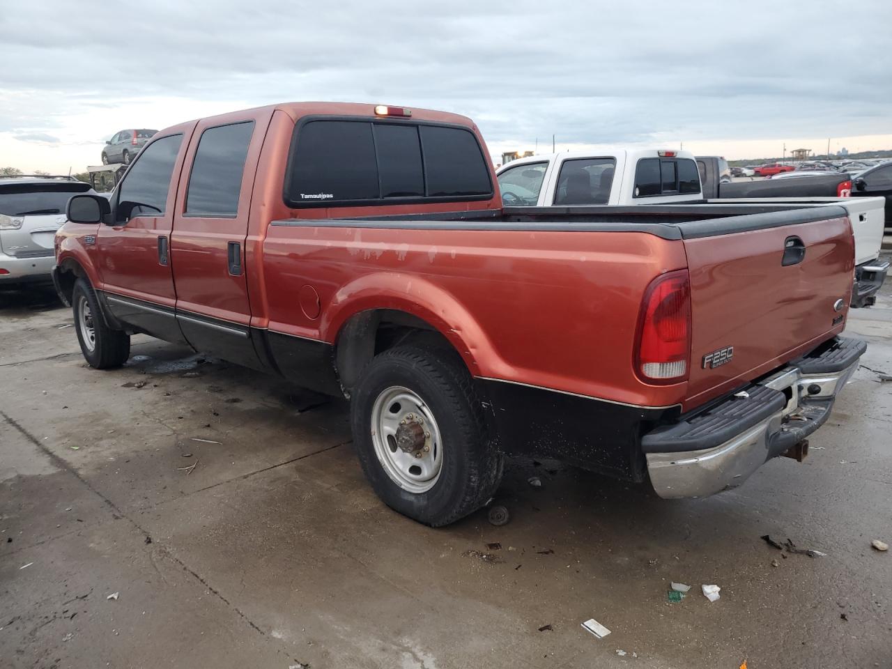 Image 2 of 2000 FORD F250 SUPER DUTY 2000 with VIN 1FTNW20L1YEA69756
