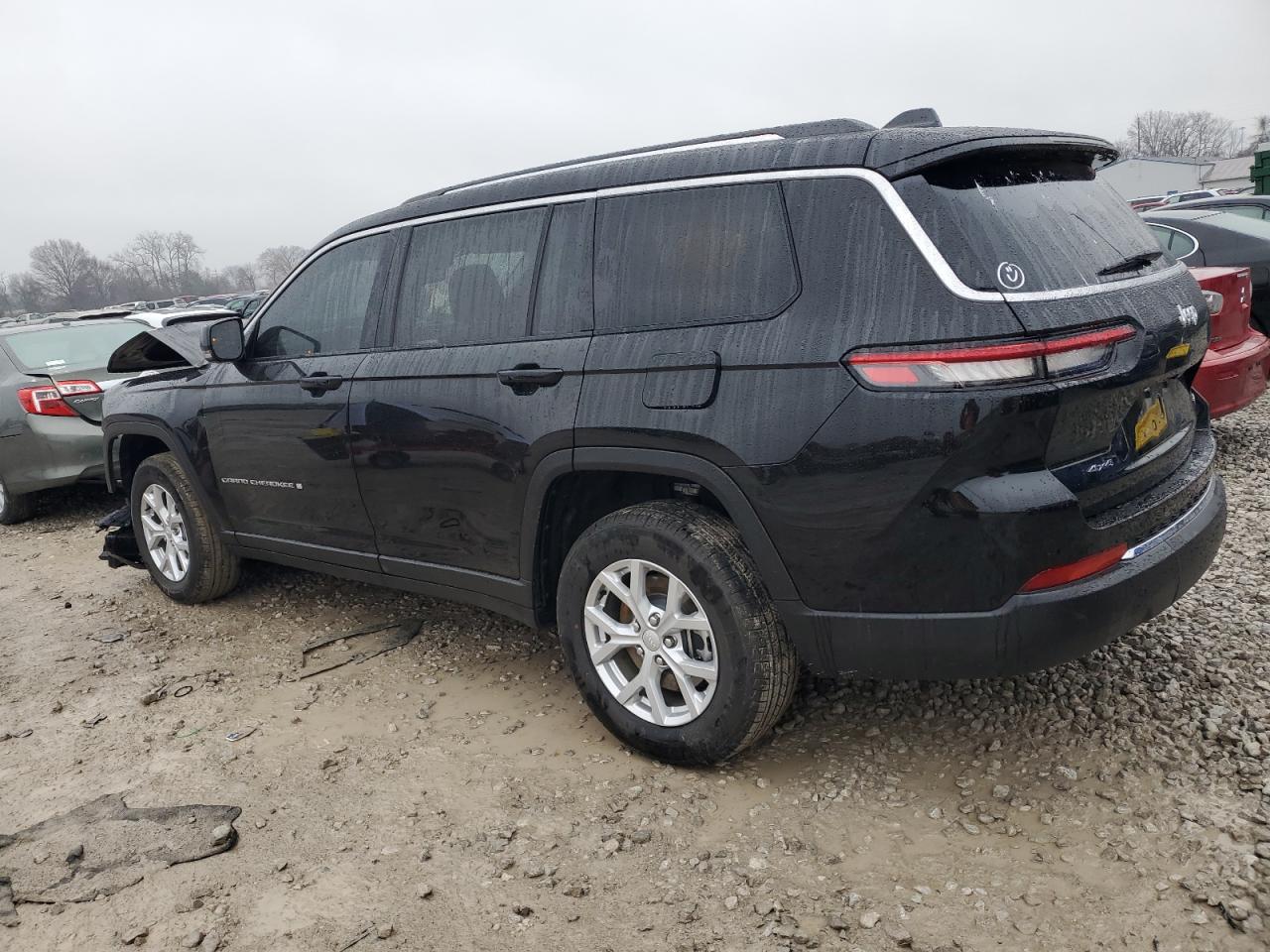 Image 2 of 2023 JEEP GRAND CHEROKEE L LIMITED 2023 with VIN 1C4RJKBG9P8854622