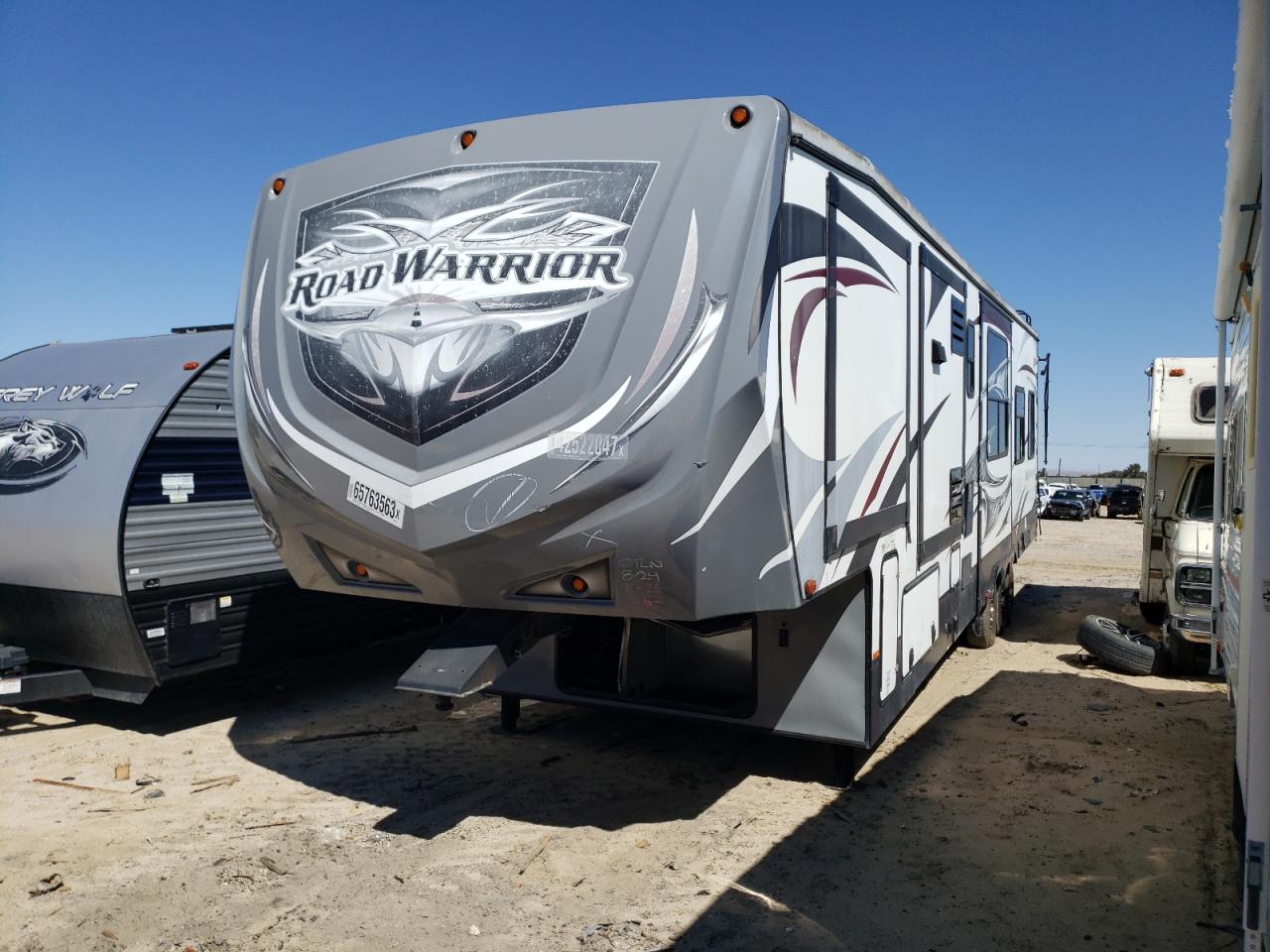 Изображение 1 2013 HEARTLAND ROAD WARRIOR 2013 с VIN 5SFCG4226DE263971