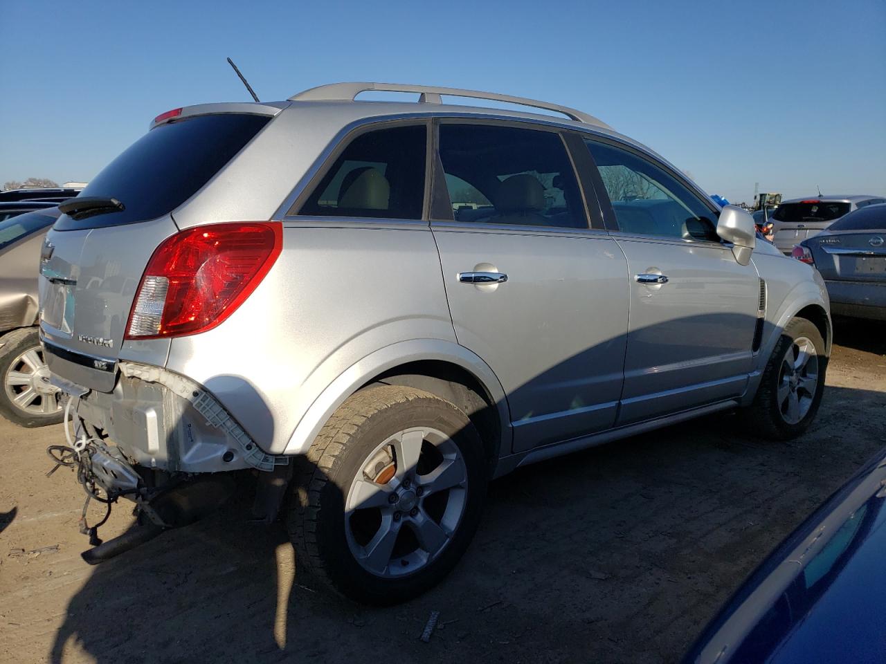 Image 3 of 2014 CHEVROLET CAPTIVA LTZ 2014 with VIN 3GNAL4EK5ES679493