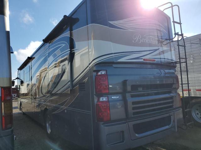 Image 3 of 2015 FREIGHTLINER CHASSIS XC 2015 with VIN 4UZAB2DT3FCGR8513