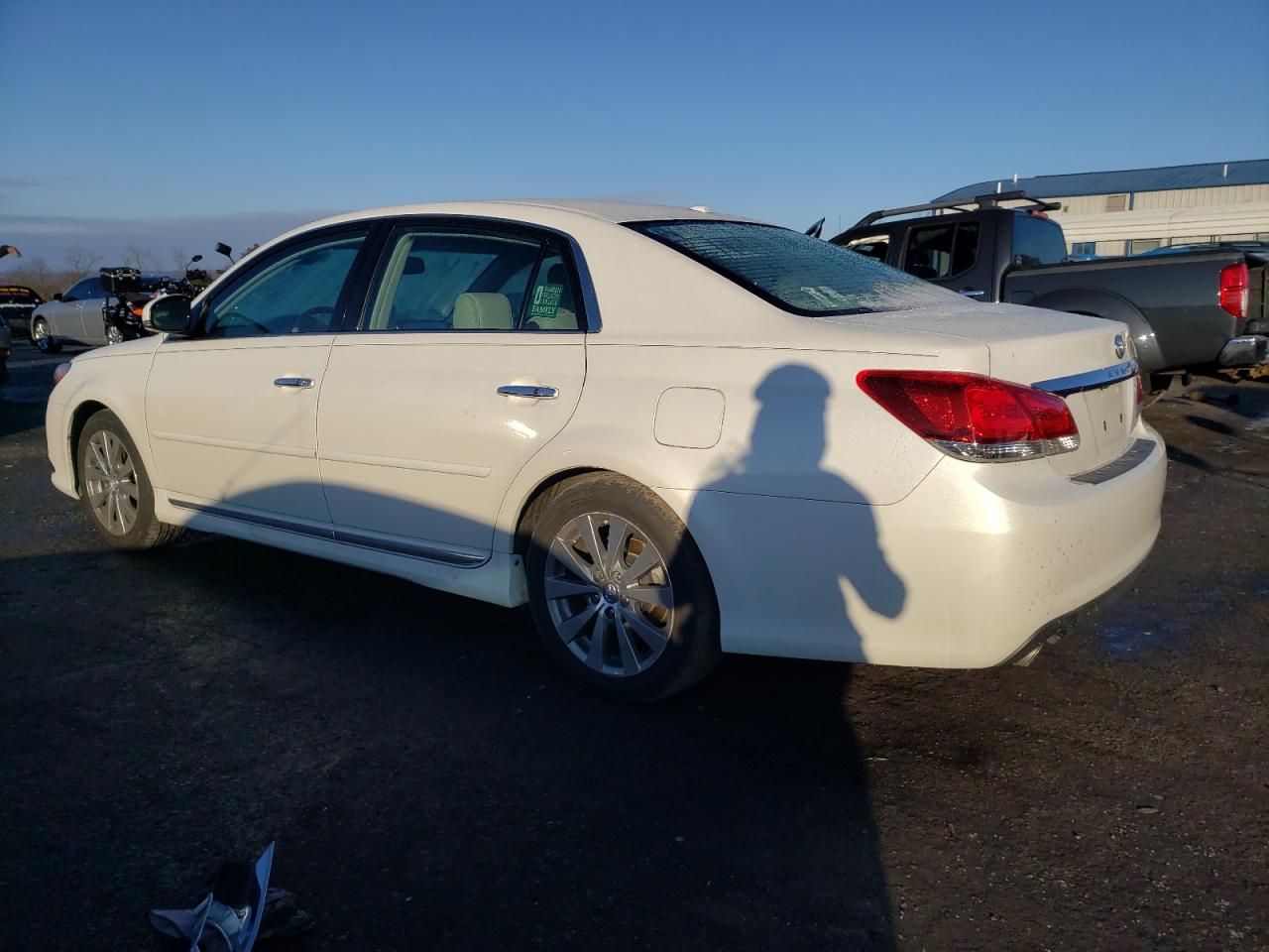 Изображение 2 2011 TOYOTA AVALON BASE 2011 с VIN 4T1BK3DB3BU394701