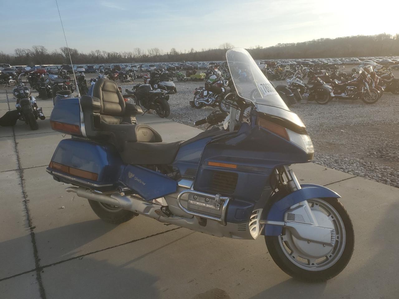 Изображение 1 1993 HONDA GL1500 I 1993 с VIN 1HFSC2267PA500423