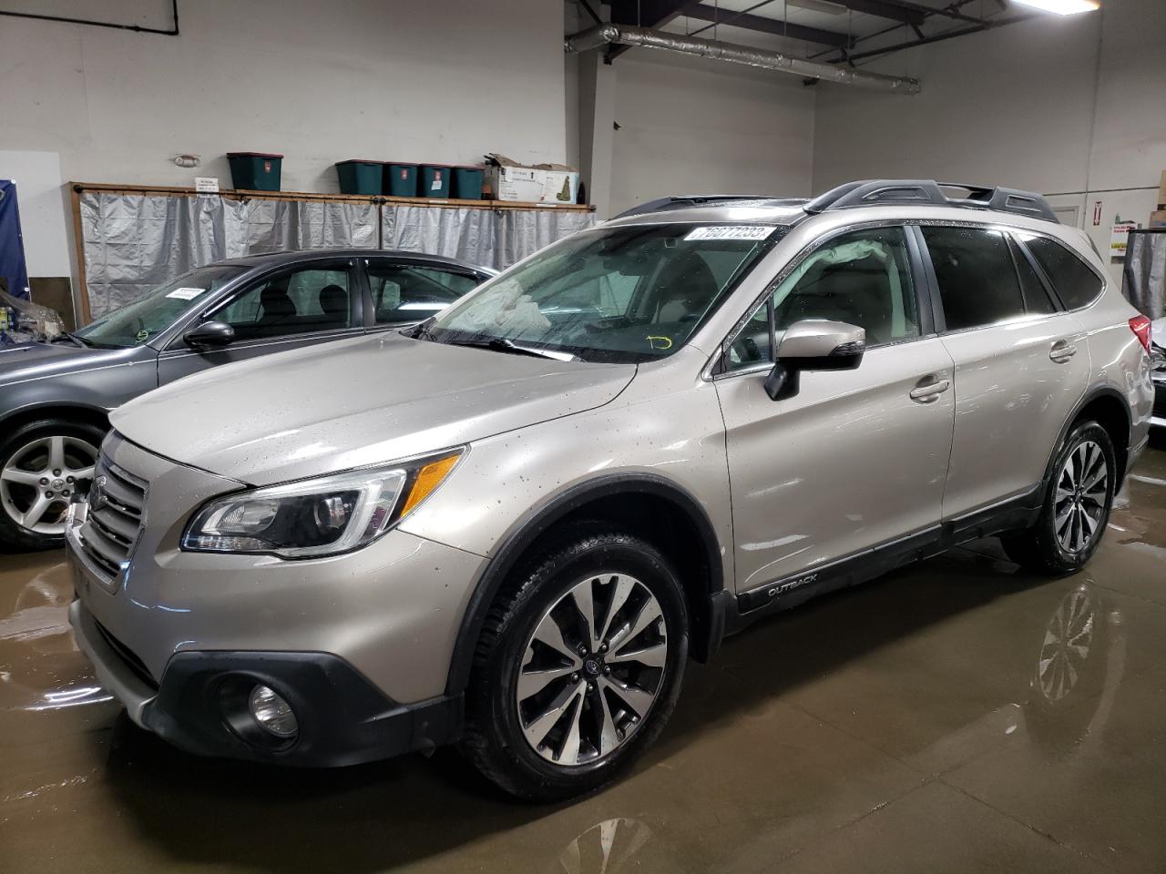 Изображение 1 2017 SUBARU OUTBACK 2.5I LIMITED 2017 с VIN 4S4BSANCXH3211918