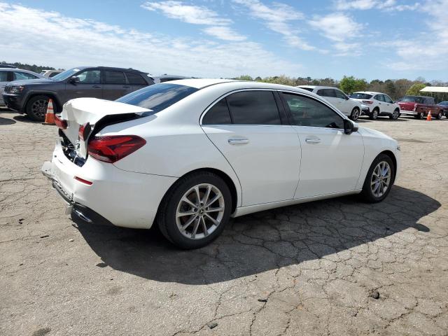 Image 3 of 2019 MERCEDES-BENZ A 220 2019 with VIN WDD3G4EB7KW019757