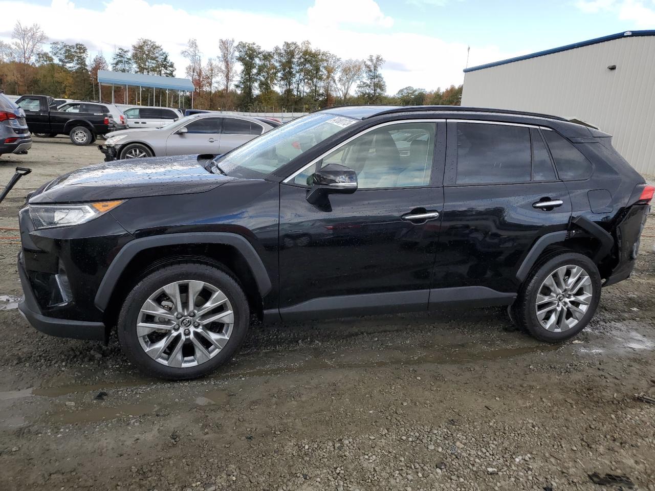 Изображение 1 2019 TOYOTA RAV4 LIMITED 2019 с VIN JTMY1RFV7KD020264
