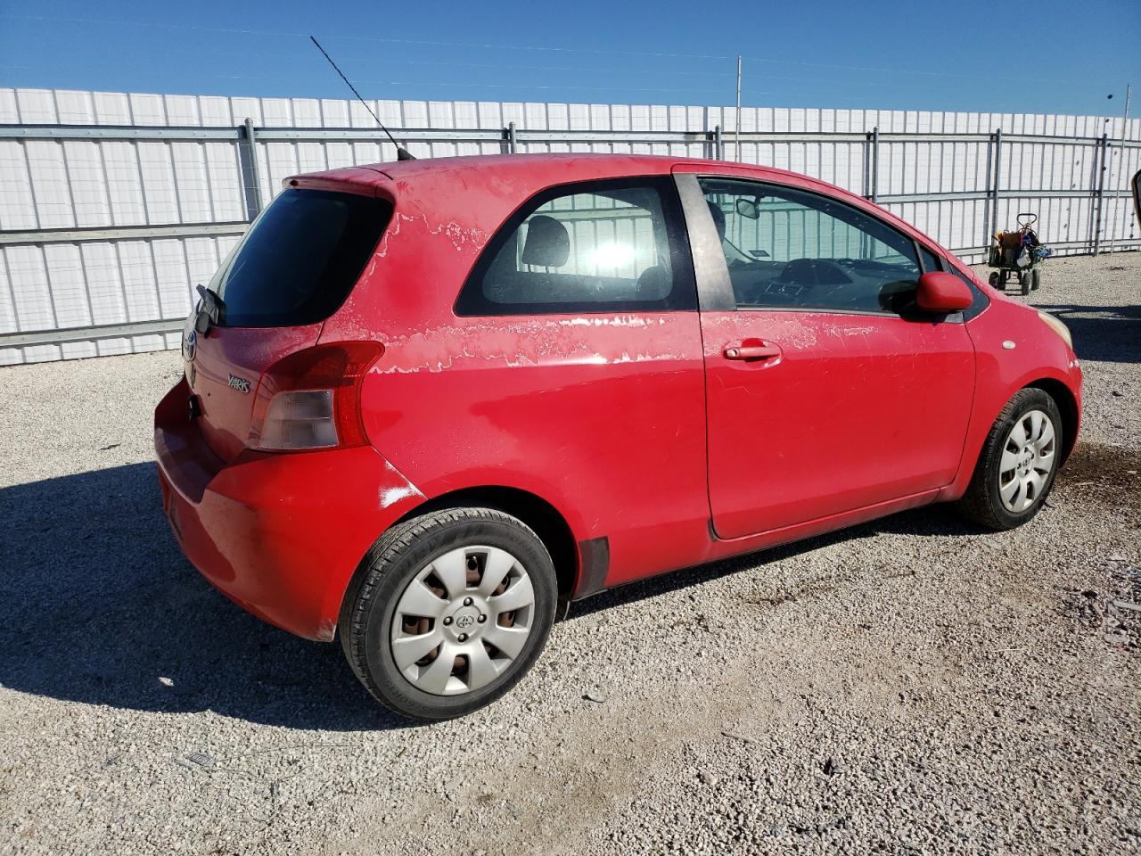 Obraz 3 z 2008 TOYOTA YARIS  2008 z VIN JTDJT923885164165