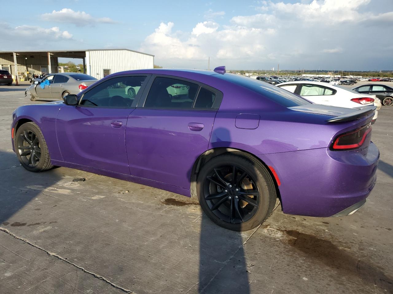 Изображение 2 2016 DODGE CHARGER SXT 2016 с VIN 2C3CDXHGXGH187771