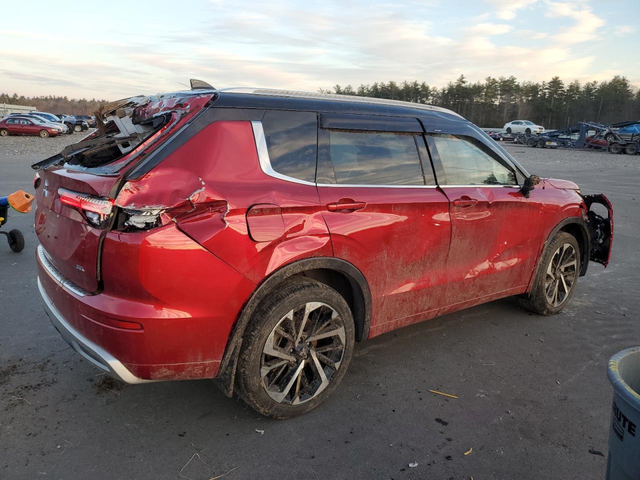 Изображение 3 2023 MITSUBISHI OUTLANDER SEL 2023 с VIN JA4J4VA89PZ040359