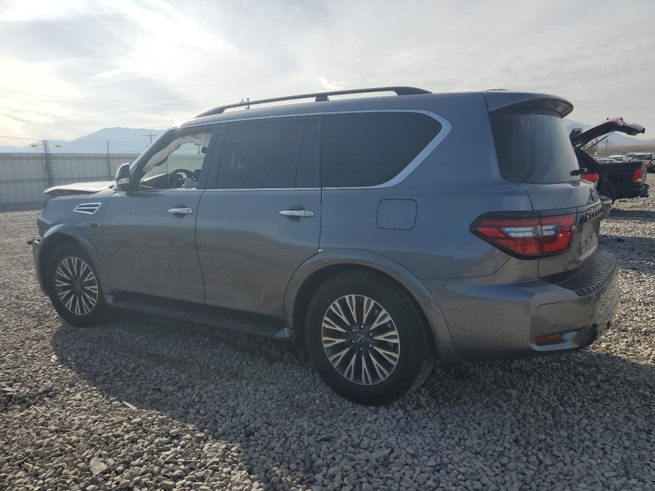 Image 2 of 2022 NISSAN ARMADA SL 2022 with VIN JN8AY2BB8N9811608
