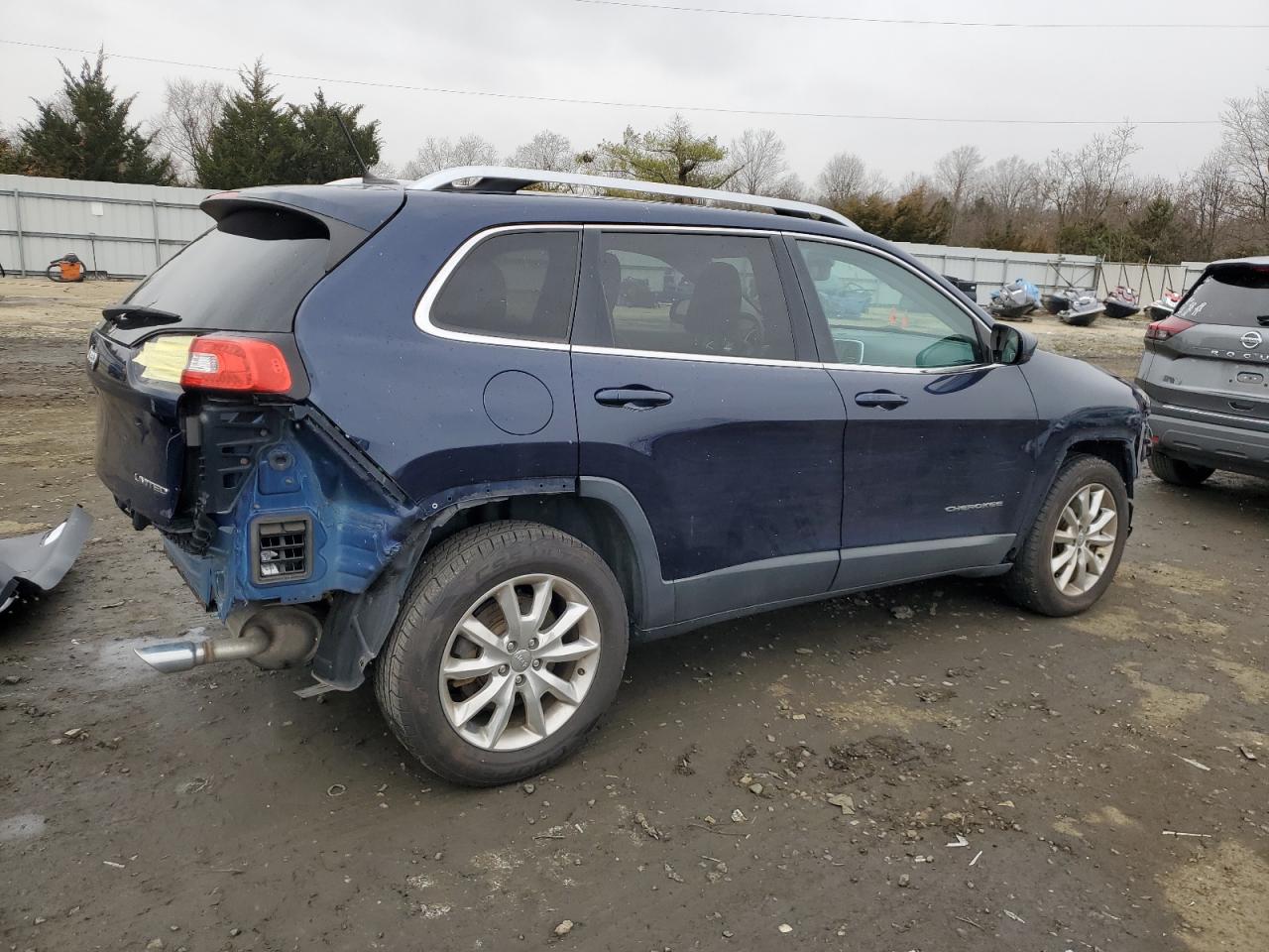 Image 3 of 2014 JEEP CHEROKEE LIMITED 2014 with VIN 1C4PJMDS6EW156448