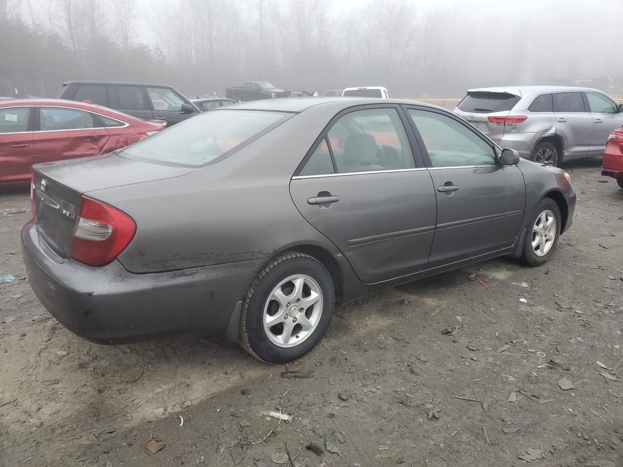 Obraz 3 z 2003 TOYOTA CAMRY LE 2003 z VIN 4T1BE32K93U665482