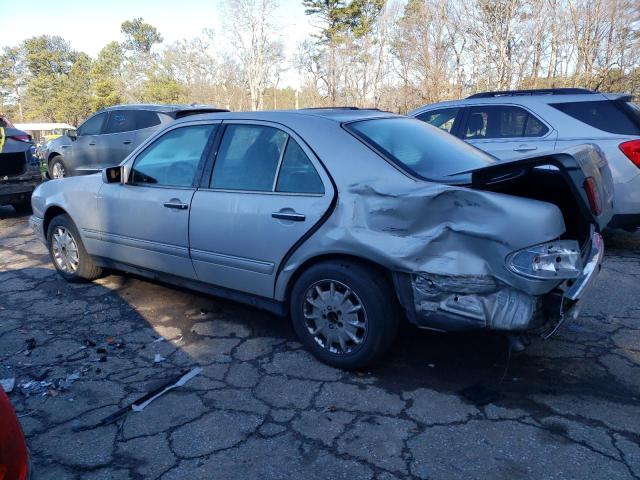 Obraz 2 z 1998 MERCEDES-BENZ E 300TD 1998 z VIN WDBJF25F2WA472598