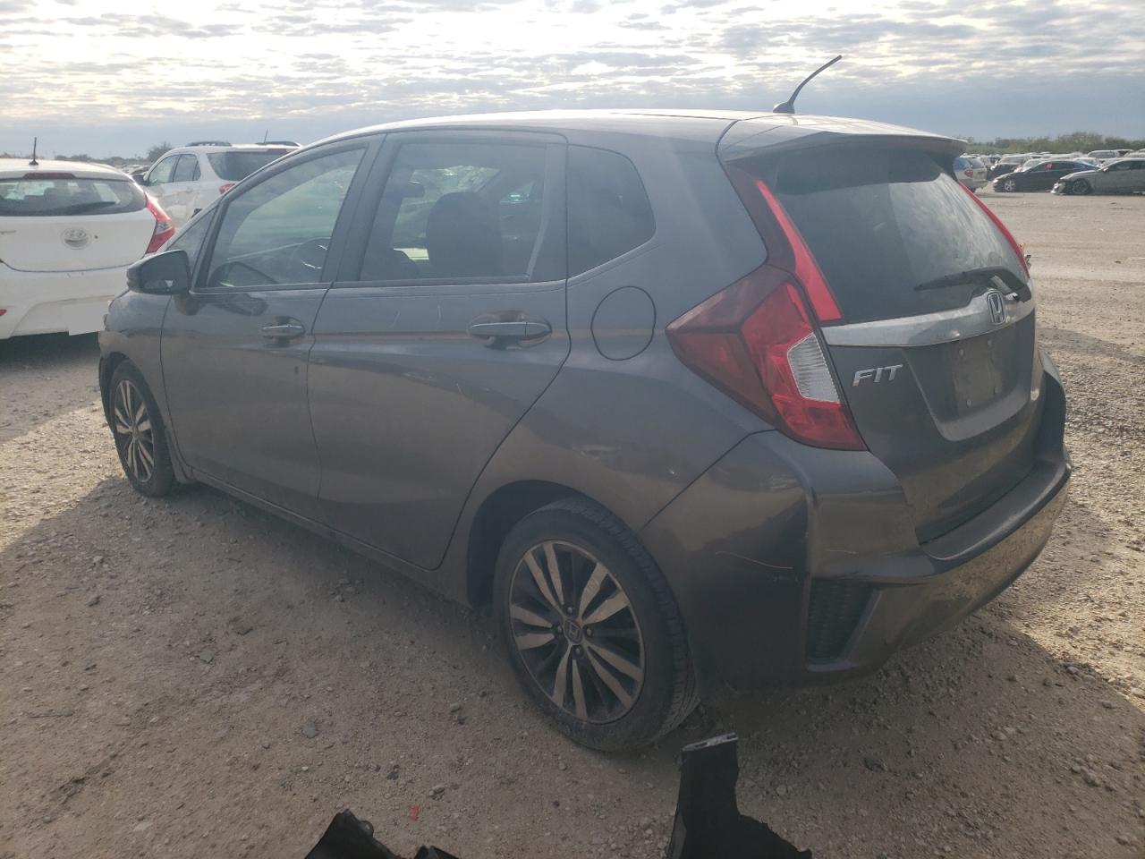 Image 2 of 2017 HONDA FIT EX 2017 with VIN JHMGK5H7XHS017197