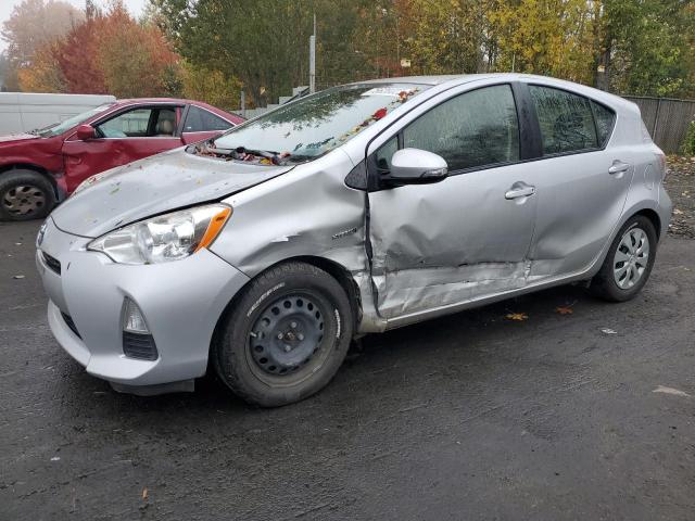Изображение 2014 TOYOTA PRIUS C  2014