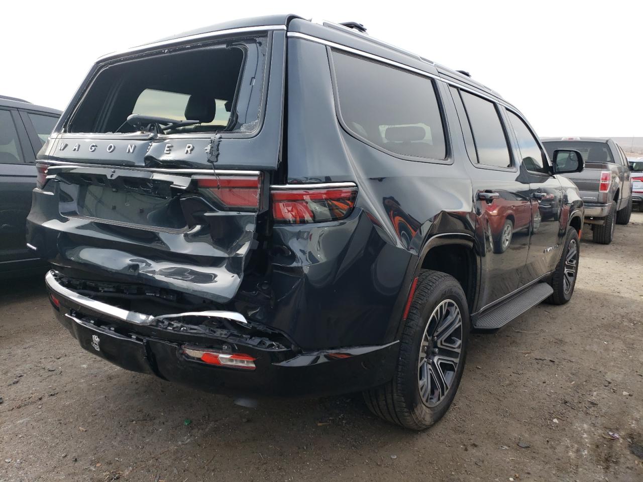 Image 3 of 2023 JEEP WAGONEER SERIES I 2023 with VIN 1C4SJVAT0PS510469