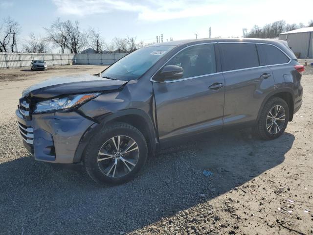 Изображение 1 2019 TOYOTA HIGHLANDER LE 2019 с VIN 5TDBZRFH5KS984455