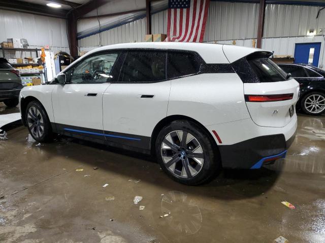 Изображение 2 2024 BMW IX XDRIVE50 2024 с VIN WB523CF09RCR07670