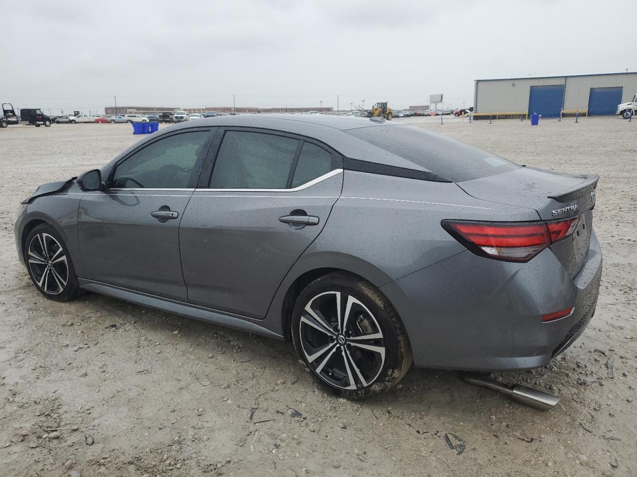 Изображение 2 2022 NISSAN SENTRA SR 2022 с VIN 3N1AB8DV1NY317434