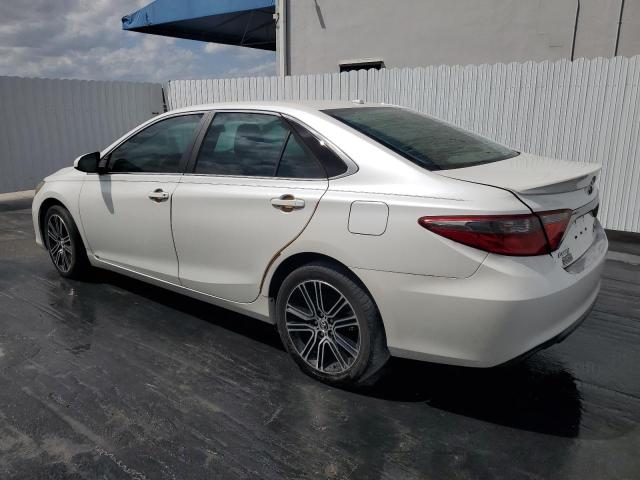 Image 2 of 2016 TOYOTA CAMRY LE 2016 with VIN 4T1BF1FK4GU562312