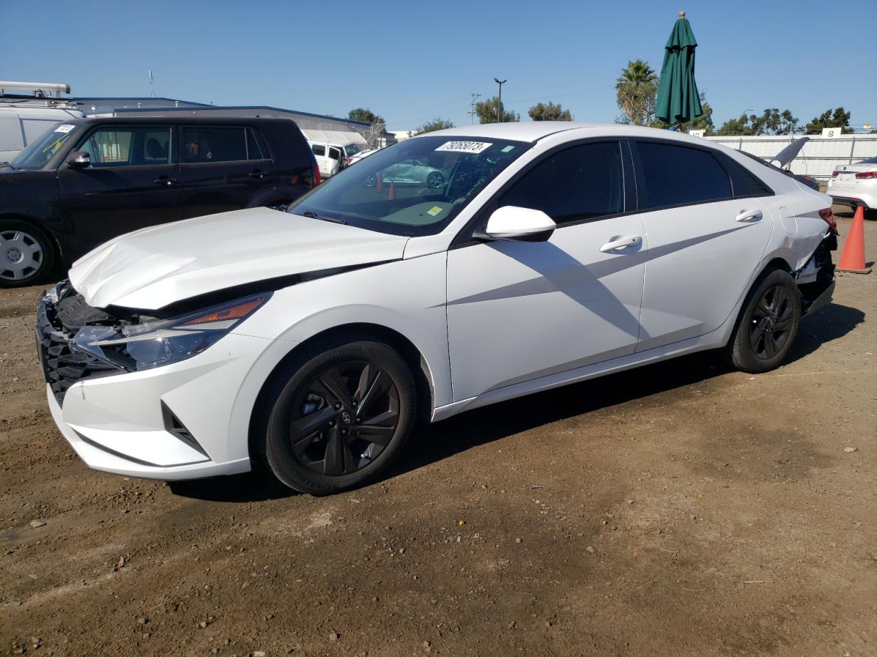 Изображение 2021 HYUNDAI ELANTRA SEL 2021