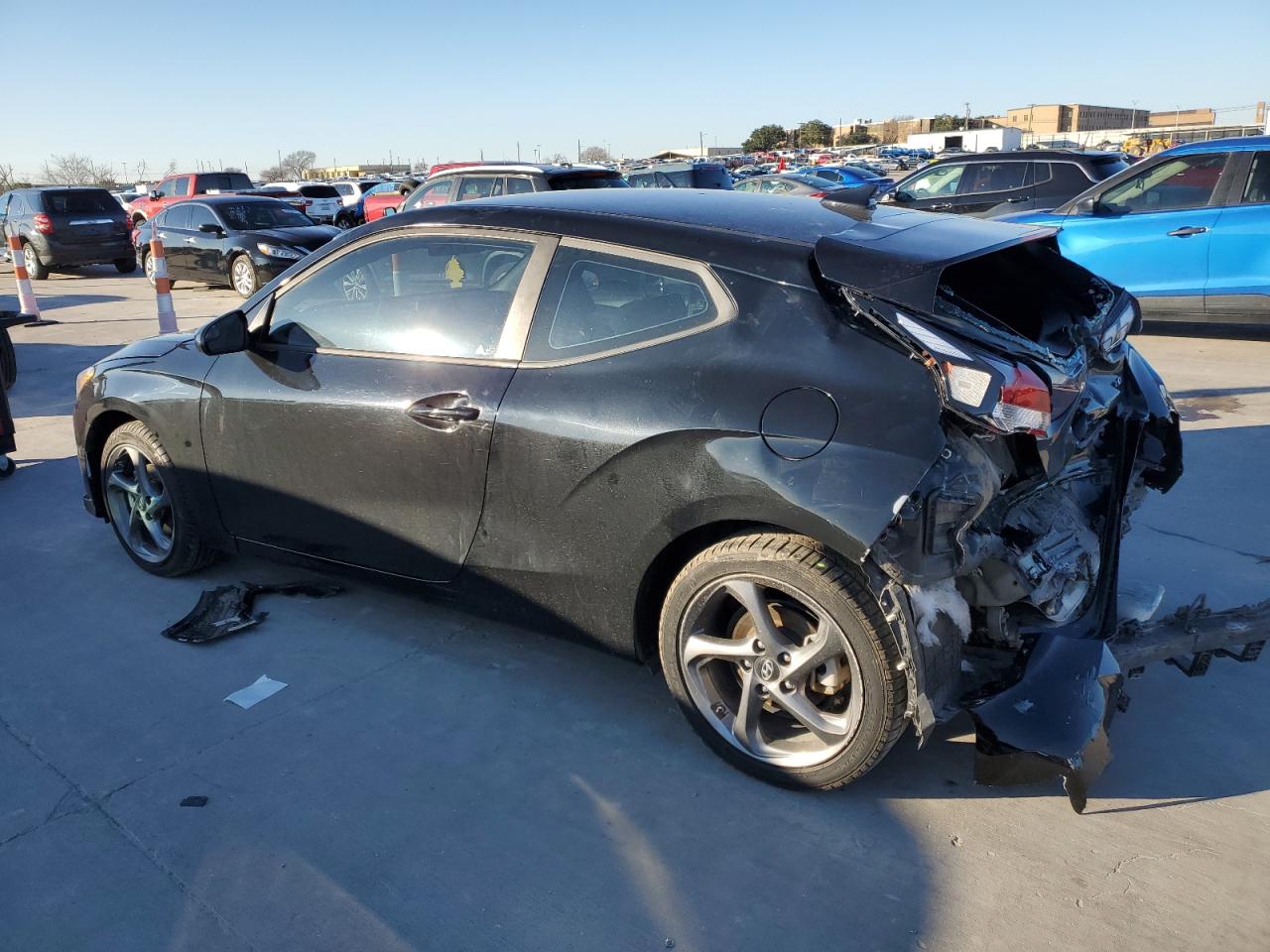 Image 2 of 2019 HYUNDAI VELOSTER BASE 2019 with VIN KMHTG6AF0KU006029