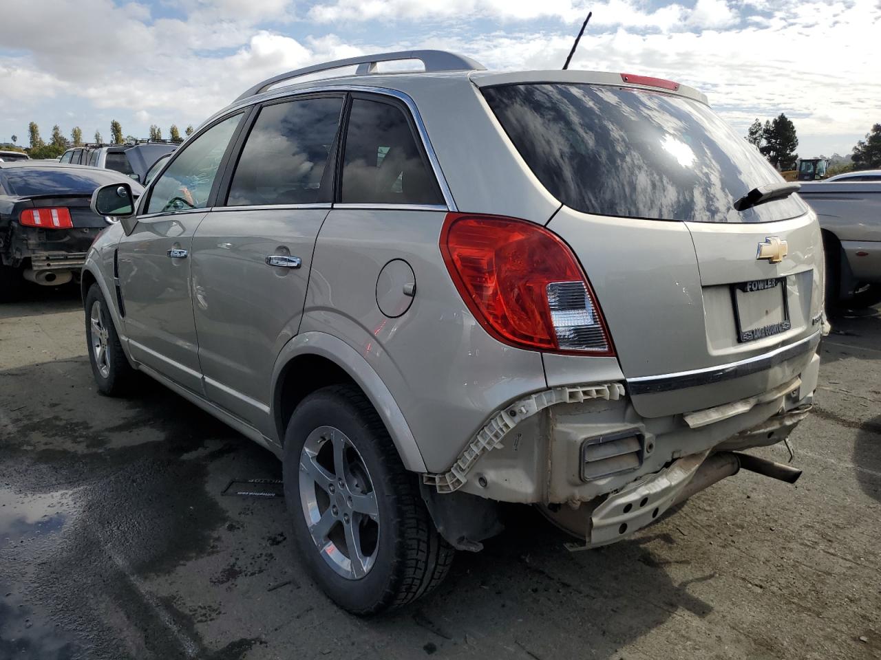 Image 2 of 2014 CHEVROLET CAPTIVA LT 2014 with VIN 3GNAL3EK1ES560284