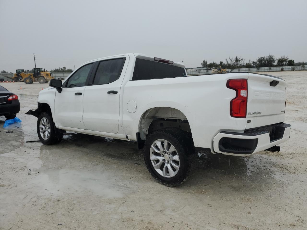 Image 2 of 2020 CHEVROLET SILVERADO C1500 CUSTOM 2020 with VIN 3GCPWBEH4LG259260