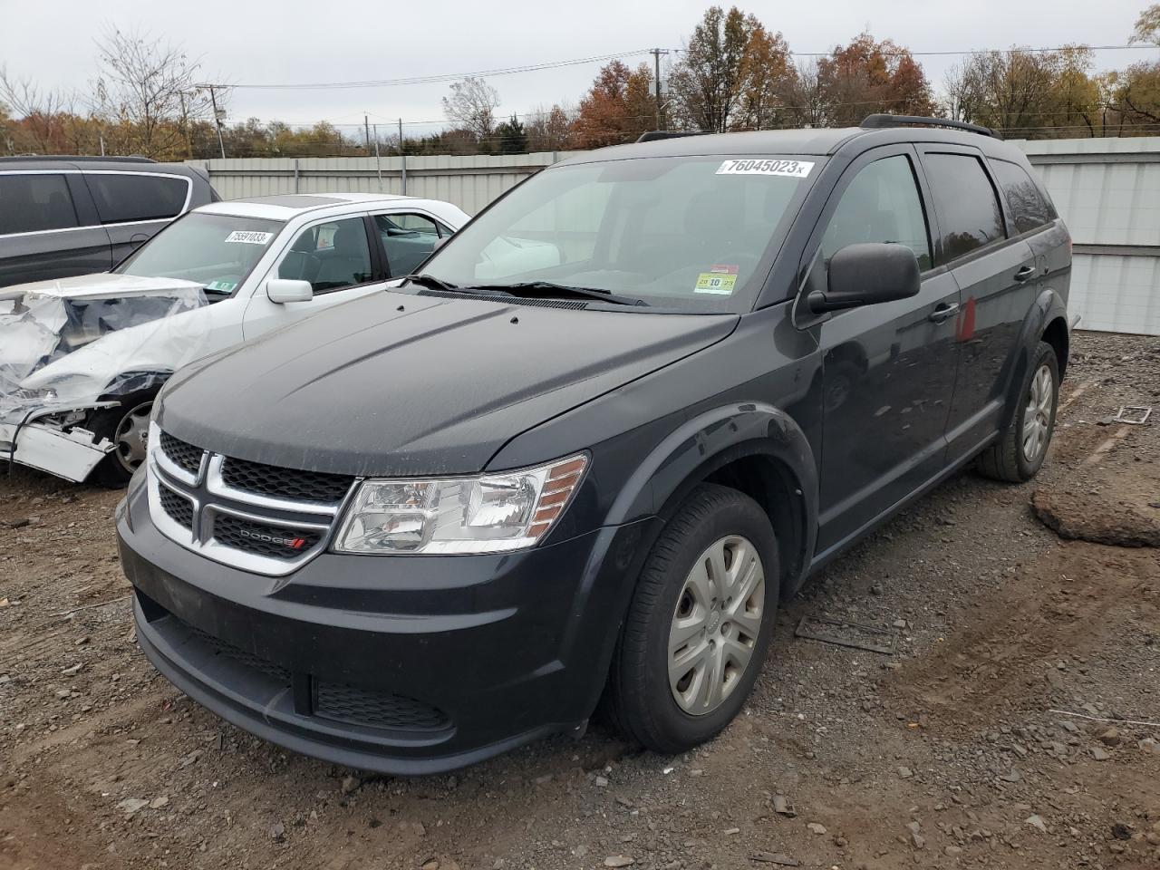 Image 1 of 2016 DODGE JOURNEY SE 2016 with VIN 3C4PDCAB6GT132343