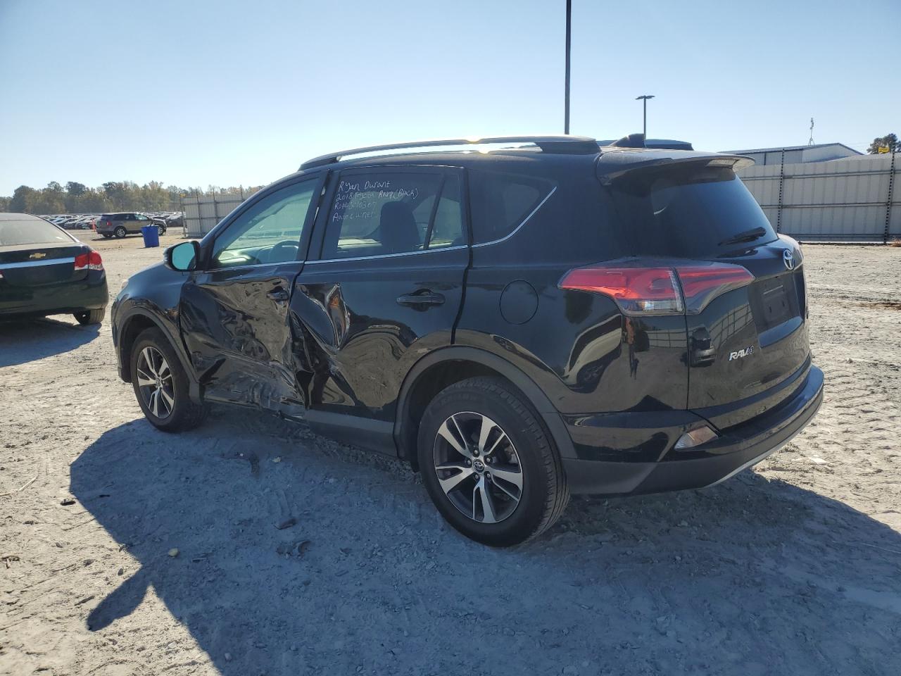 Obraz 2 z 2018 TOYOTA RAV4 ADVENTURE 2018 z VIN 2T3WFREV8JW453605