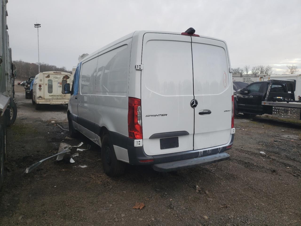 Image 2 of 2021 MERCEDES-BENZ SPRINTER 2500 2021 with VIN W1Y4DBHY9MT045594