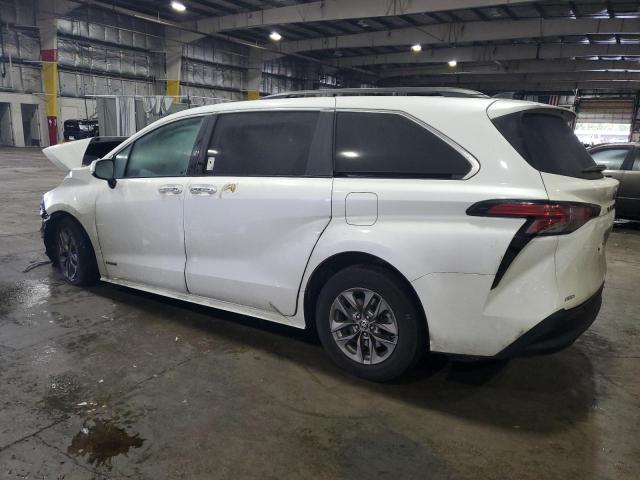 Изображение 2 2021 TOYOTA SIENNA XLE 2021 с VIN 5TDJSKFC1MS033295