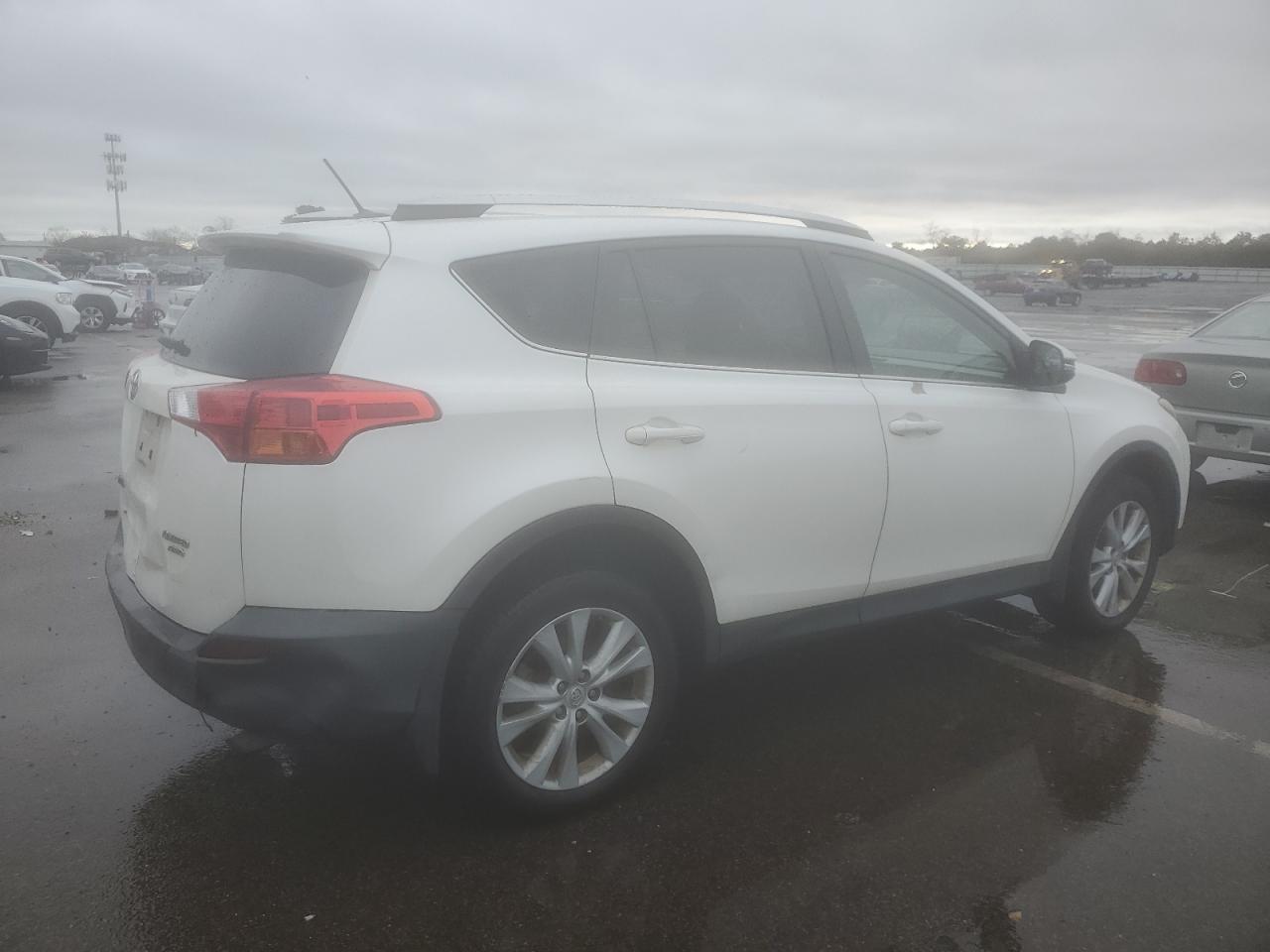 Obraz 3 z 2013 TOYOTA RAV4 LIMITED 2013 z VIN 2T3DFREV6DW097859