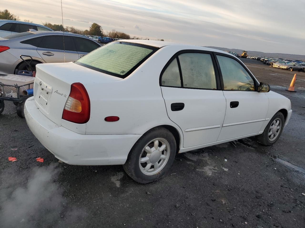 Изображение 3 2000 HYUNDAI ACCENT GL 2000 с VIN KMHCG45G6YU109245