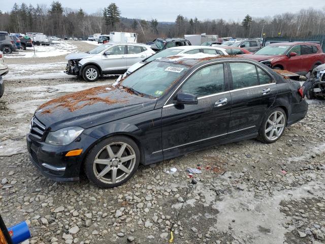 Obraz 1 z 2014 MERCEDES-BENZ C 300 4MATIC 2014 z VIN WDDGF8AB0EA964679