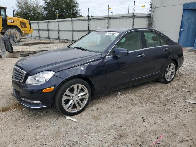 Изображение 1 2014 MERCEDES-BENZ C 250 2014 с VIN WDDGF4HB0EA957813