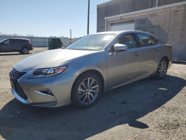 Image 1 of 2018 LEXUS ES 300H 2018 with VIN JTHBW1GG6J2188625