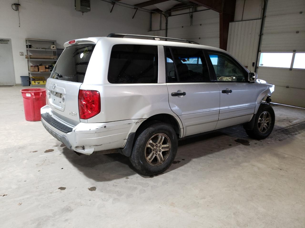 Image 3 of 2005 HONDA PILOT EXL 2005 with VIN 5FNYF18635B019893